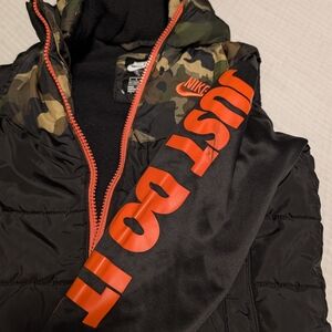 Nike Kids Camo and Black Jacket with Orange Accents (5-6 Yrs Old)